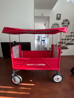 Radio Flyer Wagon with Canopy
