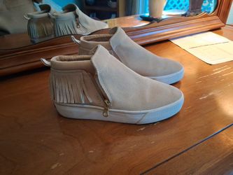 Keds Woman's Tennis Shoes