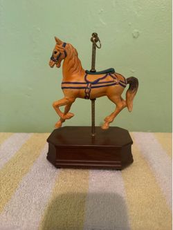 Collectible Eagle Carousel Horse Music Box