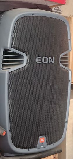 DJ Speakers (6 Free Speakers)