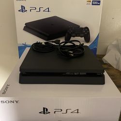 PS4 Slim Console 