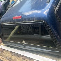 8’ Ford Truck Bed Camper Shell 