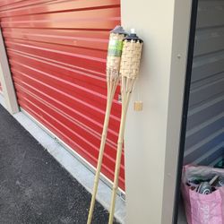 Tiki Torches. (Beige) (Mainstays) 