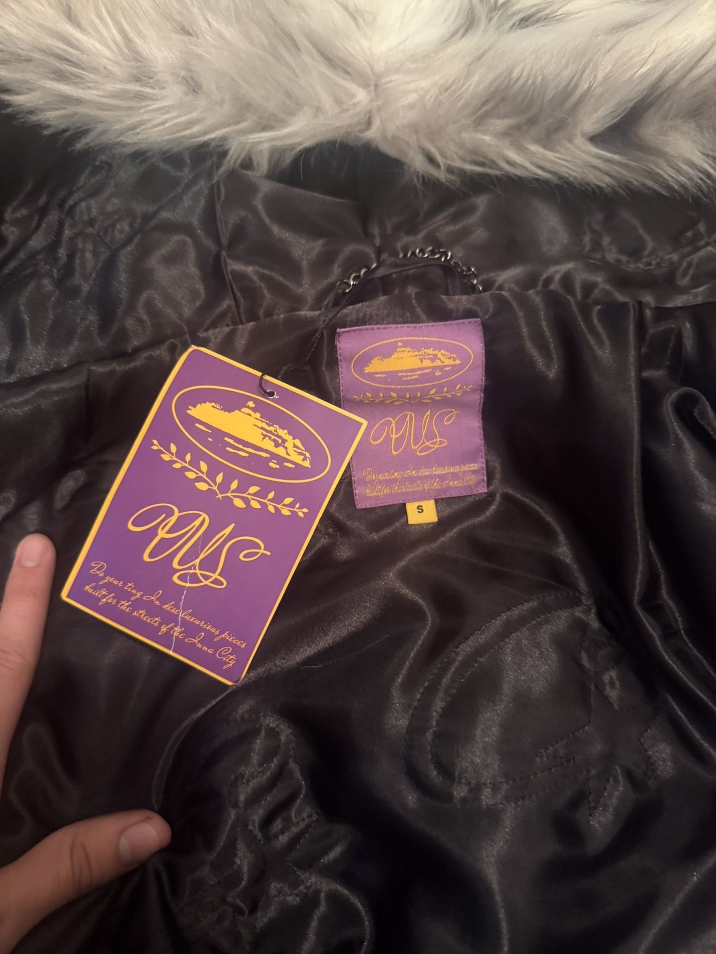 Corteiz Fur Jacket for Sale in Los Angeles, CA - OfferUp