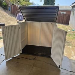 Outdoor Storage Shed!!!!