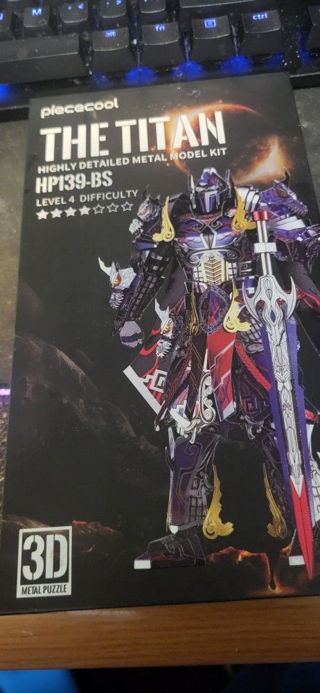 The Titan Piececool