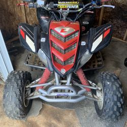 2005 Yamaha Raptor 660 bored out to 686 with HMF pipes