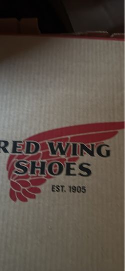 Red wings boots 🥾