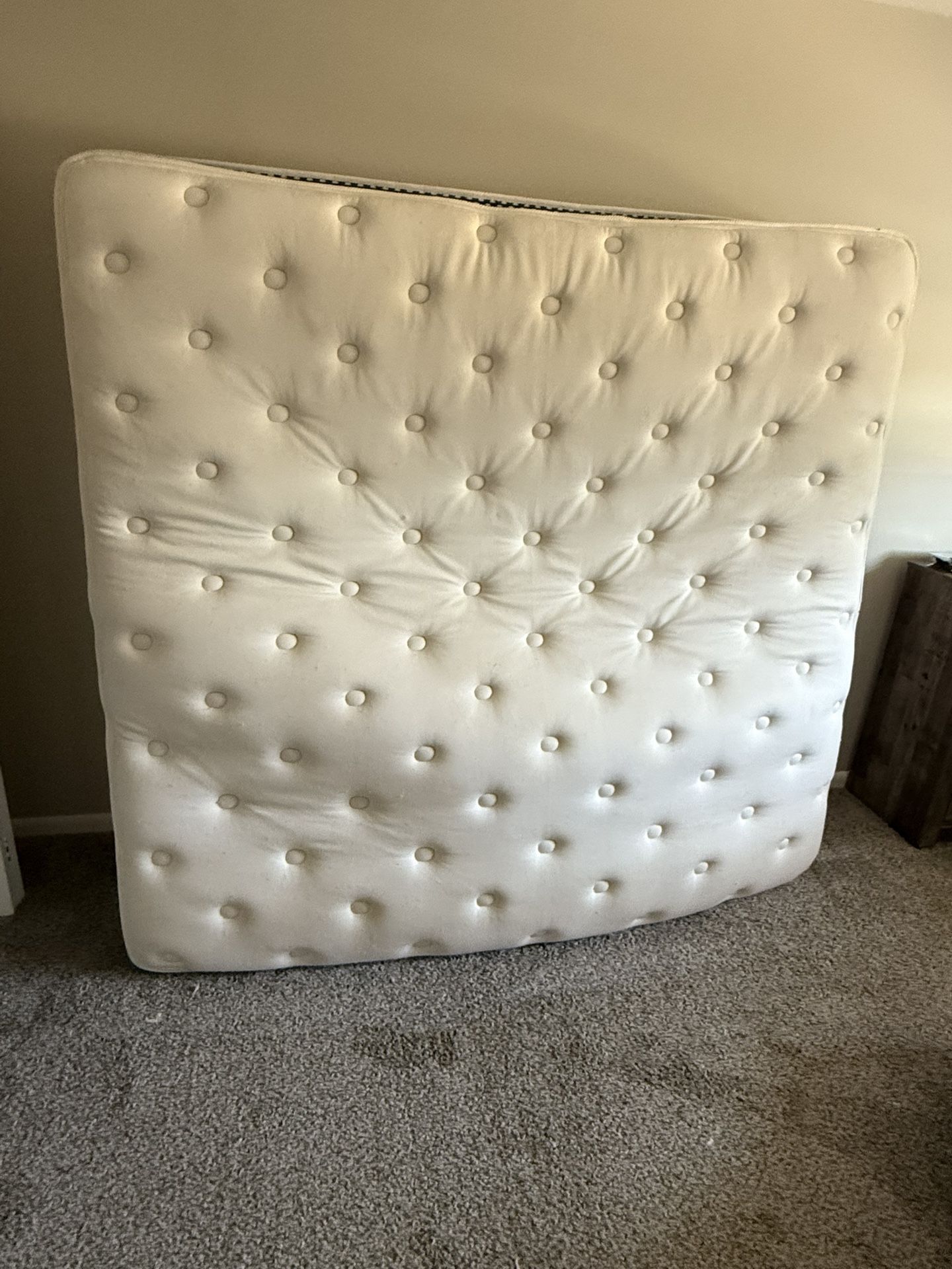 Luxury King Mattress Wink Bed. 