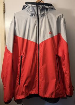 VINTAGE NIKE WINDBREAKER JACKET