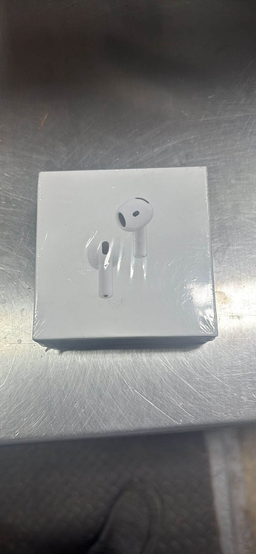 Airpods 4