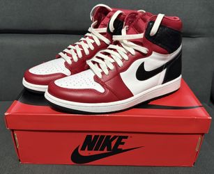 Air Jordan 1 Satin Snakeskin size 9