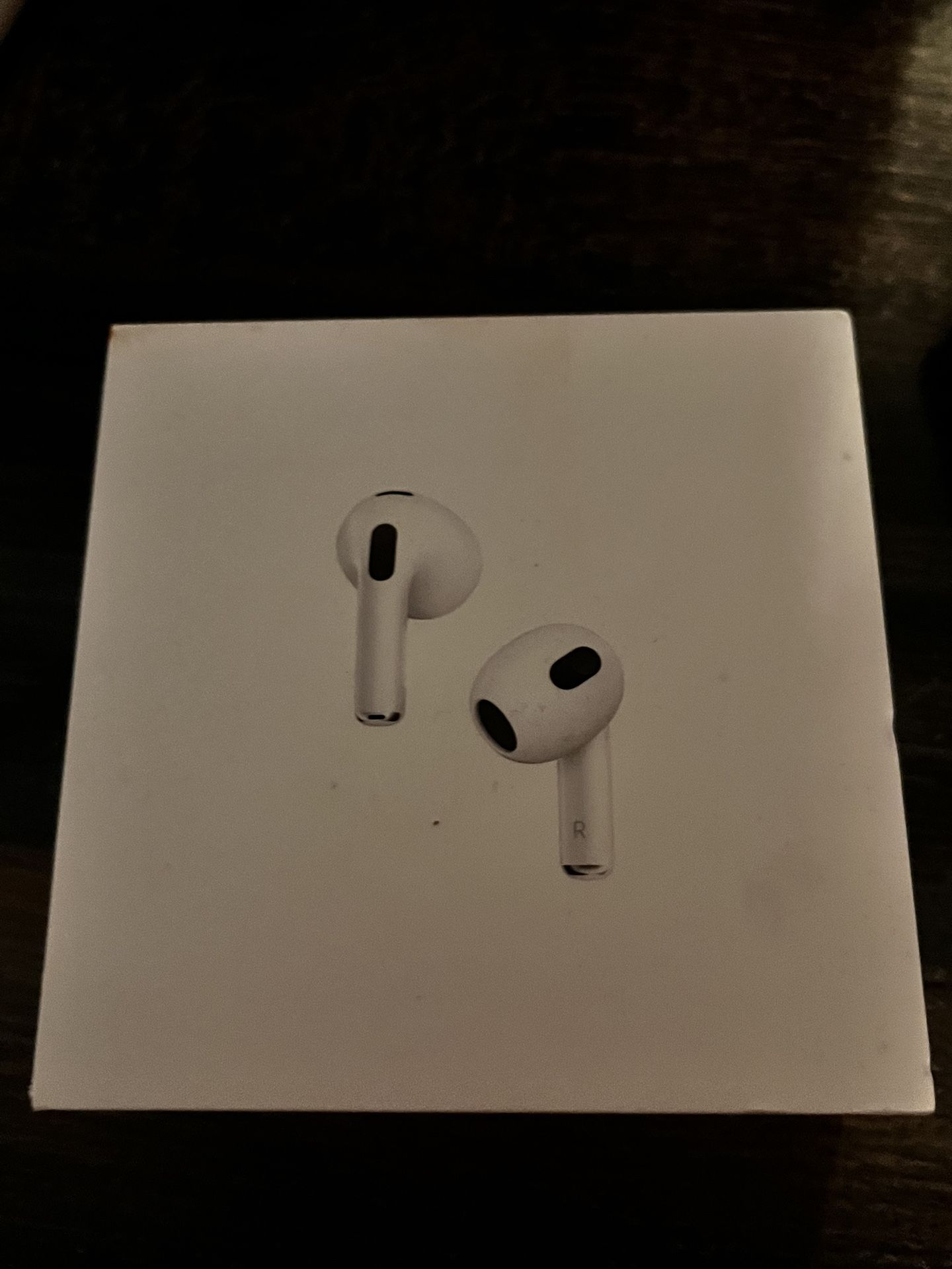 AirPods