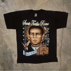 Vintage Rock Revolución Santo Toribio Romo Graphic T-Shirt