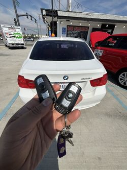 Llaves De Autos / Car Keys And Remotes