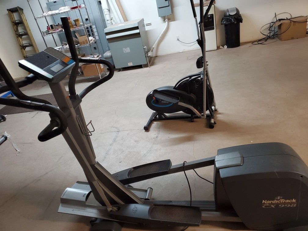 NordicTrack CX 998 Elliptical for Sale in Riverside, CA OfferUp