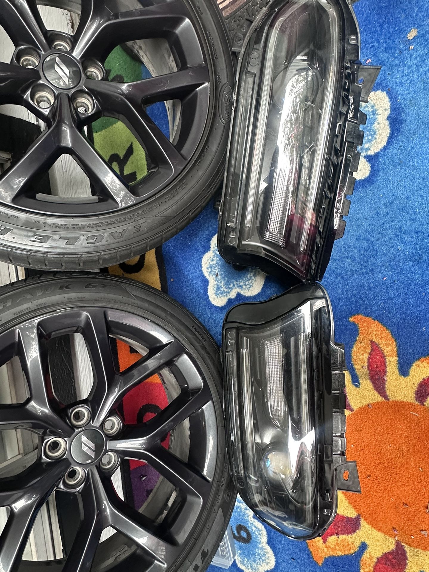 Headlights And 2 Wheels Rt