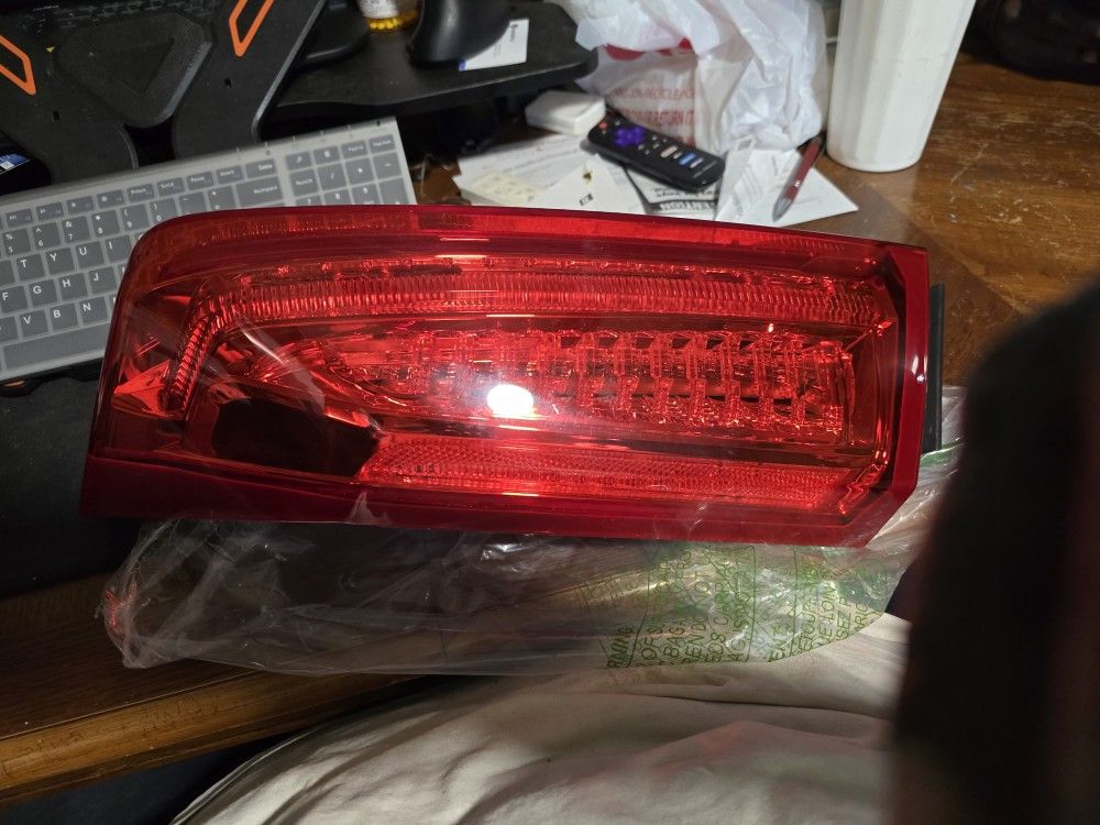 Cadillac Ats Left Rear Taillight Assembly Compatible With 2013 - 18 # 316