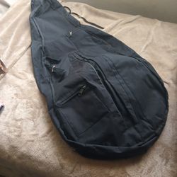 Guitar Backpack Carrying Case In Like New Condition