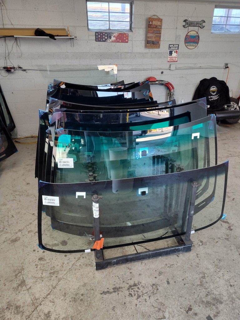 Windshields NEW Front Windshield TODAY