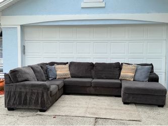 Ashley Furniture Dark Gray Sectional – Delivery available 🚛