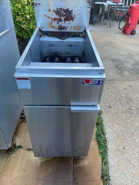 Commercial Deep Fryers