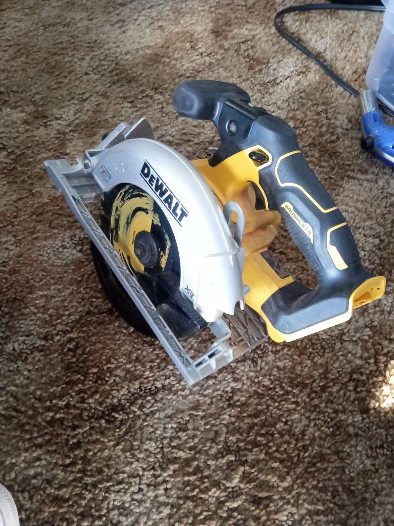DeWalt Dcs565 Circular Saw