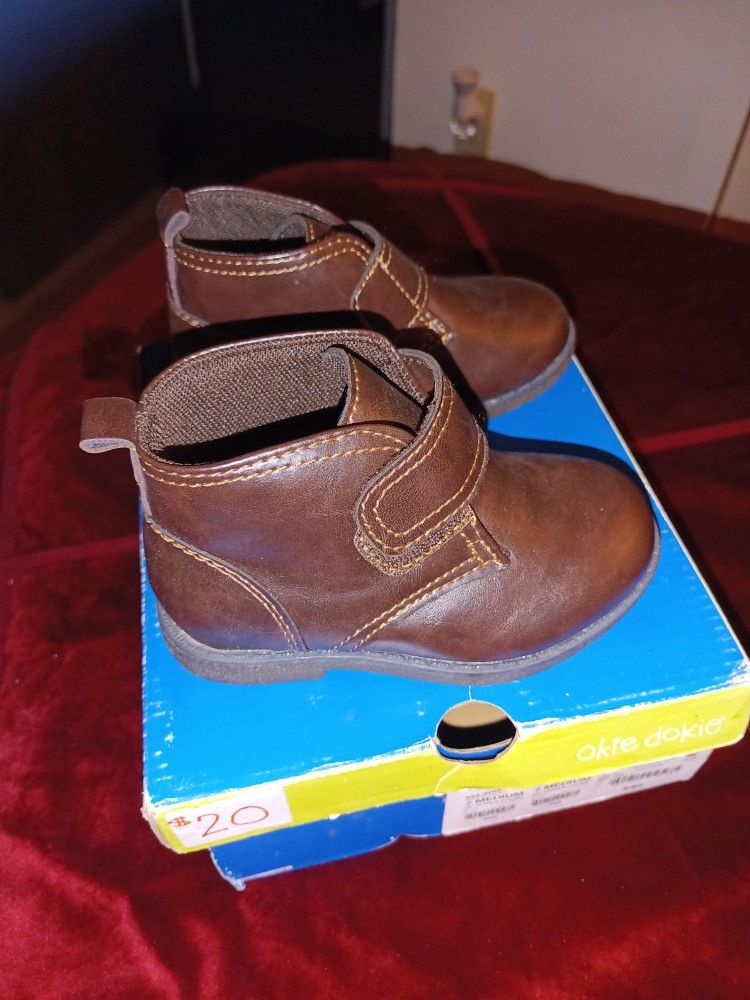 Toddler Boys Size 7 Medium Boots $20