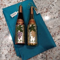 Cute Pair Of Glass Celebration Ornaments!