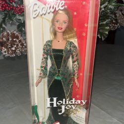 Holiday Barbie Doll🌲 