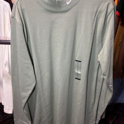 NEW Nike Life Mens Medium Mock Turtle Neck Swoosh Long-Sleeve Shirt Green NWT