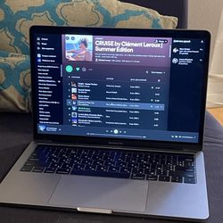 MacBook Pro  13.3 inch 256GB