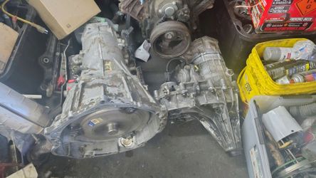 4x4 NBS 4L60e Transmission with Torque Converter for $500.