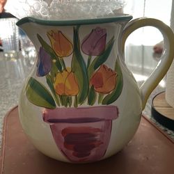 Flor water pitcher