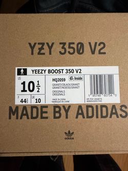 Yeezy 350 V2 HQ2059 size 10.5 brand new