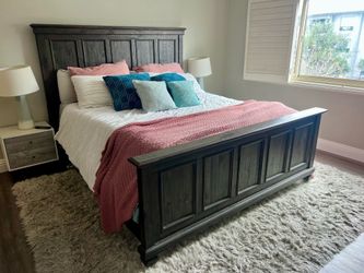 Bed frame - Cali King