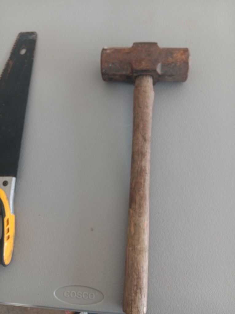 8 Pounds Hammer
