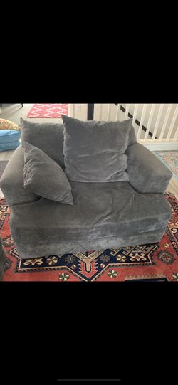 Nice designer sofa set, great shape. Very comfy and non smoking and no pets 245 dollars obo