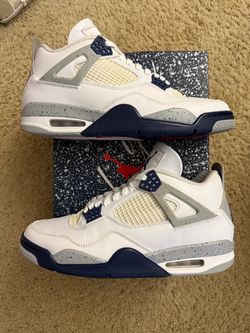 Size 10.5 (Used, comes with box) - Air Jordan 4 retro white midnight navy