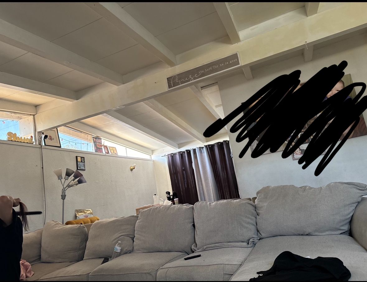 SECTIONAL COUCH PICK UP FOR FREE