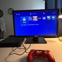 PS4 Slim 