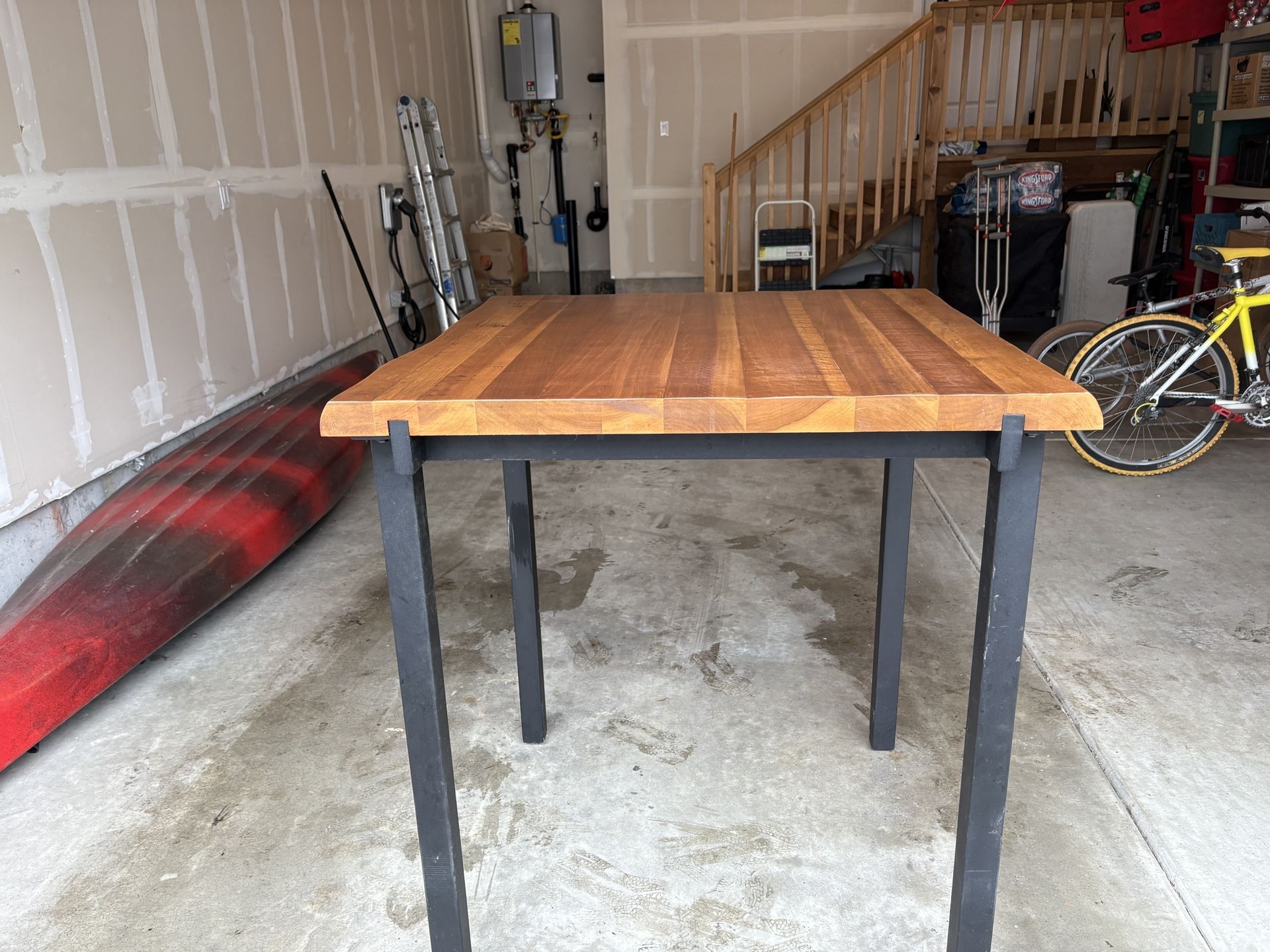 Dania Tall 4-top Table