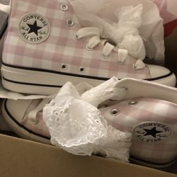 Coquette Girl Converse 