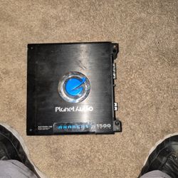 Planet Audio Amplifier 