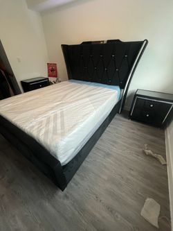 BLACK VELVET BED W/ Extra Tall LED HEADBOARD 🖤