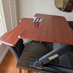 Adjustable Standing Desk Riser – Like New, Very Lightly Used
