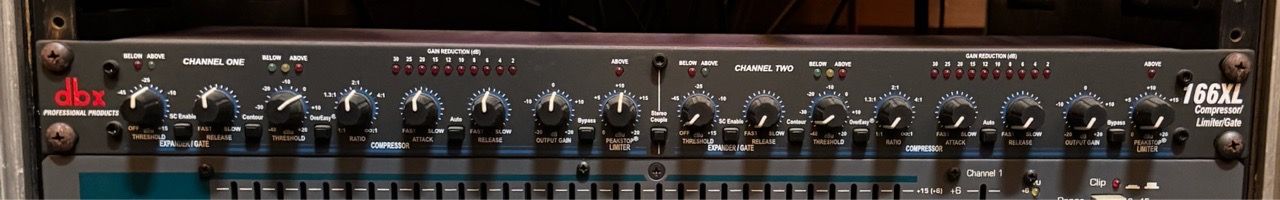 DBX 166XL Compressor/Limiter/Gate – Professional Audio Rack Gear