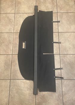 Jeep Cherokee Retractable Cargo