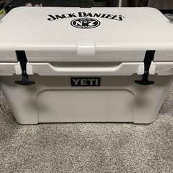 Yeti Tundra 45 Jack Daniels Cooler