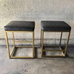 Dos Bancos En Muy Buen Estado 